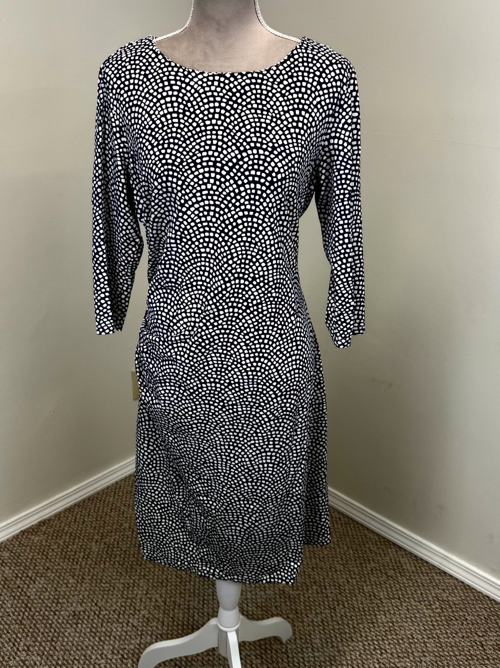 J.McLaughlin Catalina Cloth Dress Sz XL Ruched Navy White Mosaic Travel Elegant